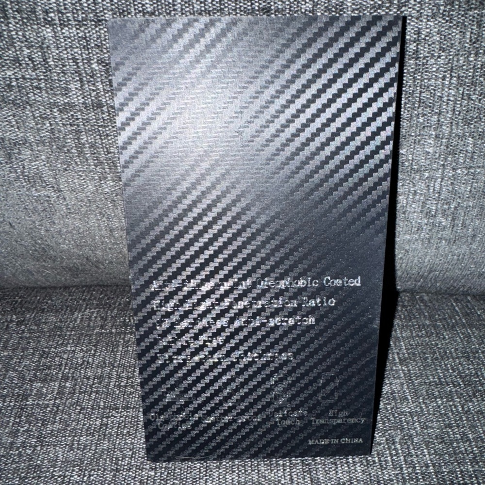 Privacy Screen Protector - Picture 3 of 3